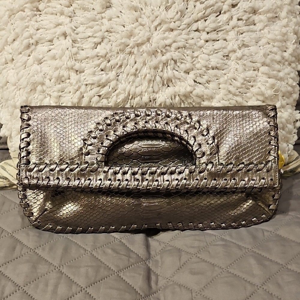 Big Buddha Snake Embosed Silver Metallic Clutch with Chain Detail - Picture 11 of 14